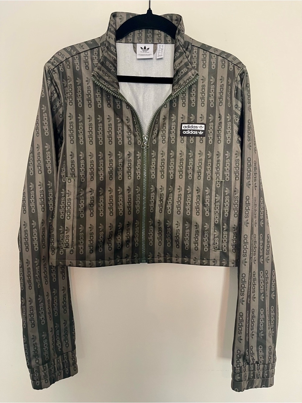 Adidas Cropped Logo Jacket